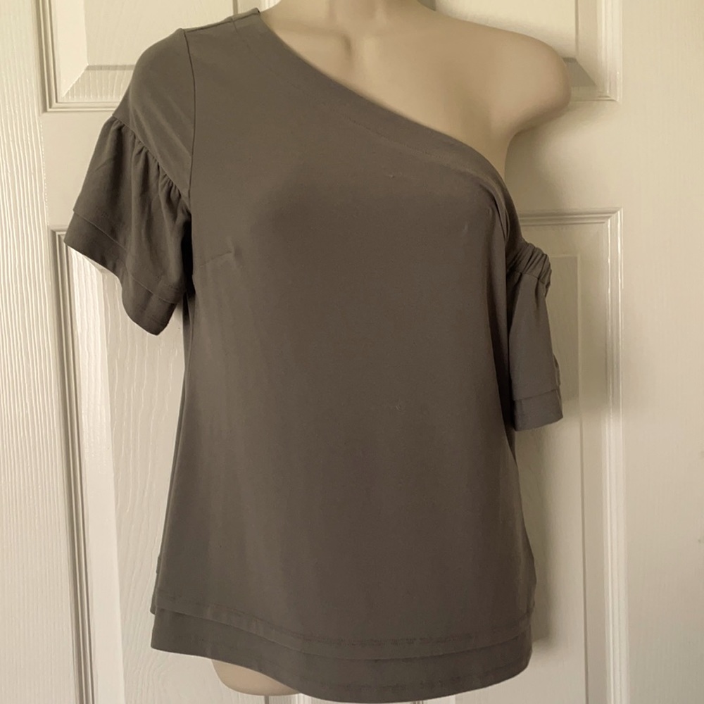 Bar III off the shoulder Top Size S